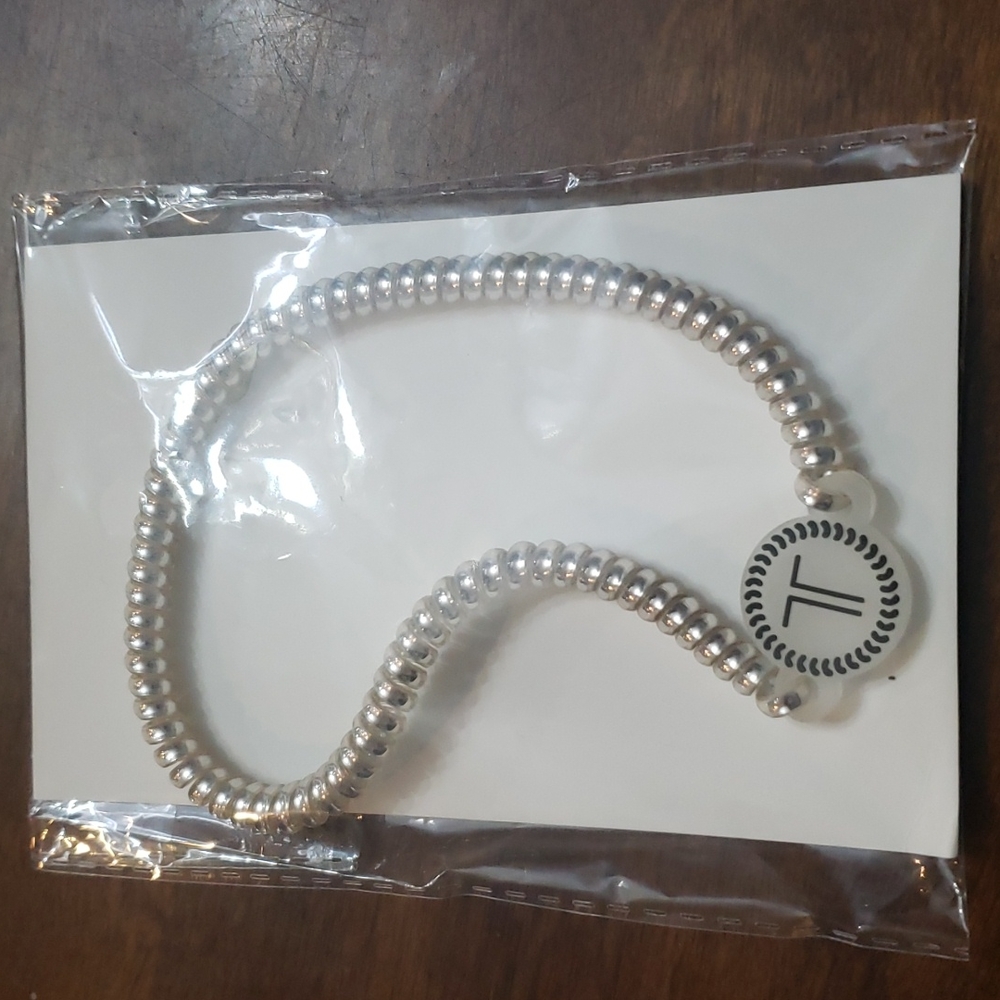 Tellties Headband. 3 pieces will be mailed to you.